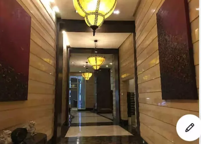 Awesome Beside Eastwood Mall Apartamento *